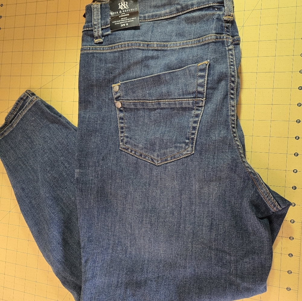 Woman's Rock & Republic jeans
